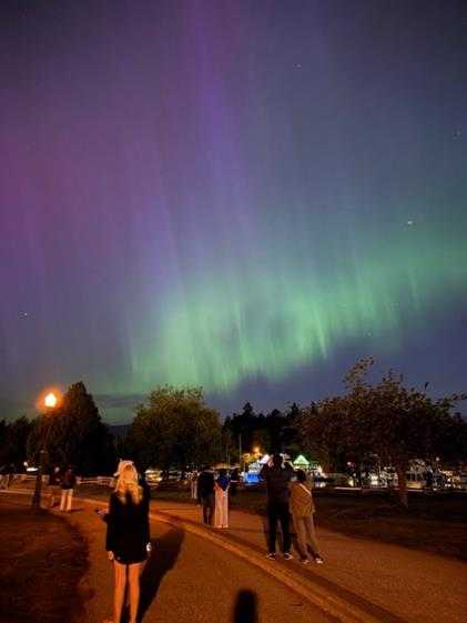 全球多地均有机会观赏到极光这一自然奇观 一起来看!