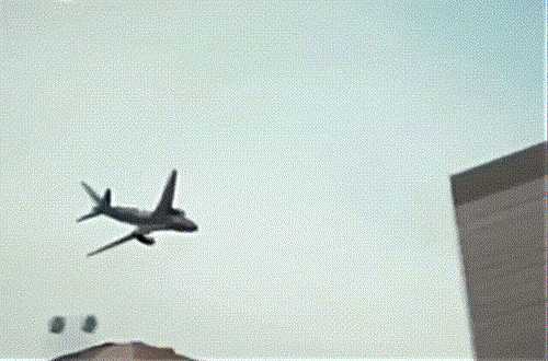 这握档把的手势也是挺特别 动图 躺着还比我赚得多