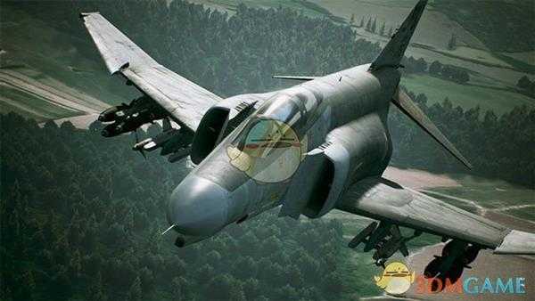 《皇牌空战7：未知空域》F-4E PhantomⅡ机体性能图鉴