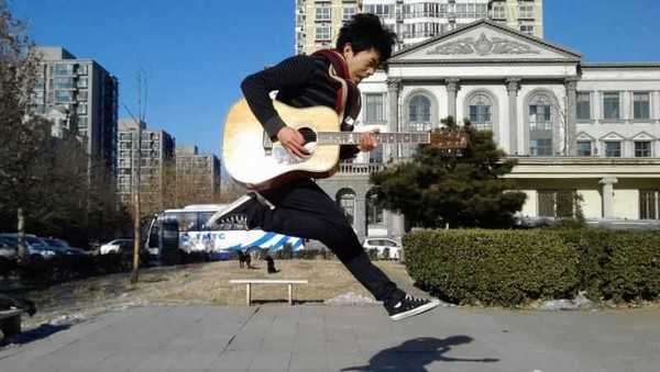 悬浮照片怎么拍摄的?悬浮照片拍摄技巧汇总